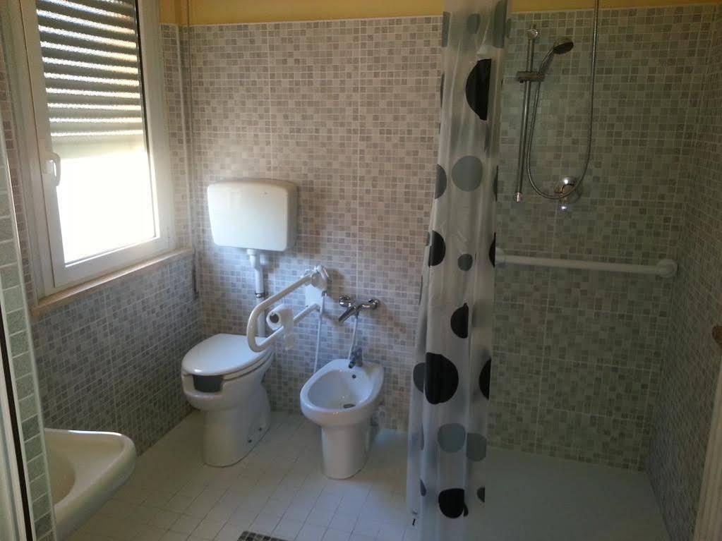 Hotel Picador Римини Екстериор снимка